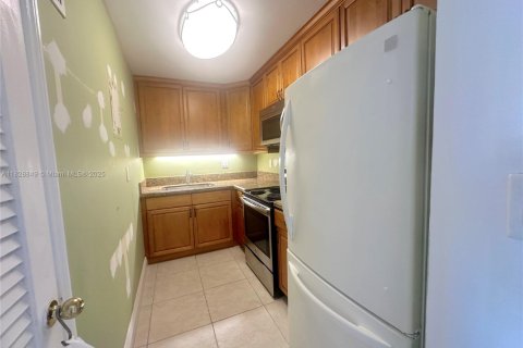 Condominio en venta en Fort Lauderdale, Florida, 1 dormitorio, 64.1 m2 № 1804414 - foto 9