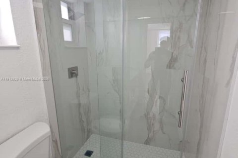 Снять в аренду квартиру в Майами-Бич, Флорида 2 спальни, 102.19м2, № 1968969 - фото 19