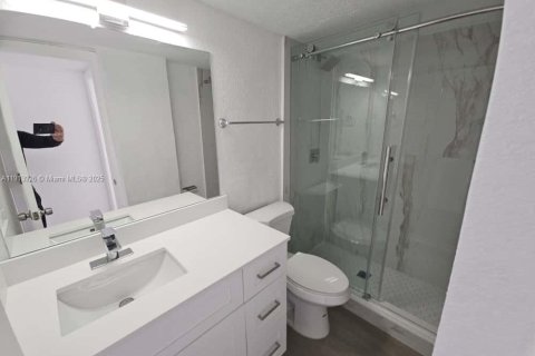 Снять в аренду квартиру в Майами-Бич, Флорида 2 спальни, 102.19м2, № 1968969 - фото 15