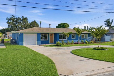Casa en venta en Saint Petersburg, Florida, 3 dormitorios, 183.02 m2 № 2220337 - foto 23