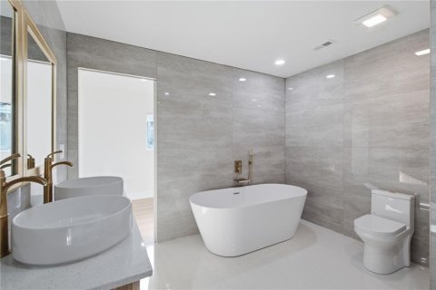 Casa en venta en Saint Petersburg, Florida, 3 dormitorios, 183.02 m2 № 2220337 - foto 15