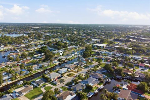 Casa en venta en Saint Petersburg, Florida, 3 dormitorios, 183.02 m2 № 2220337 - foto 25
