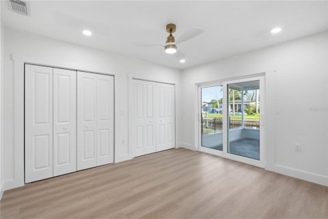 Casa en venta en Saint Petersburg, Florida, 3 dormitorios, 183.02 m2 № 2220337 - foto 14