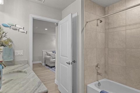 Adosado en venta en New Port Richey, Florida, 3 dormitorios, 190.54 m2 № 1816844 - foto 22