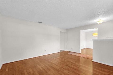 House in Deltona, Florida 3 bedrooms, 157.66 sq.m. № 1810936 - photo 4