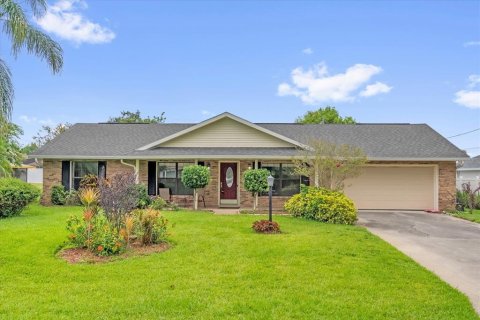 House in Deltona, Florida 3 bedrooms, 157.66 sq.m. № 1810936 - photo 1