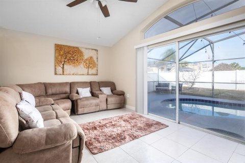 House in Kissimmee, Florida 4 bedrooms, 113.34 sq.m. № 1517943 - photo 6