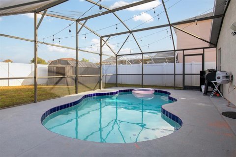 House in Kissimmee, Florida 4 bedrooms, 113.34 sq.m. № 1517943 - photo 19