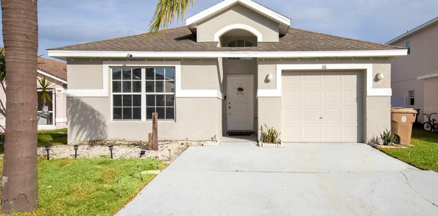 House in Kissimmee, Florida 4 bedrooms, 113.34 sq.m. № 1517943
