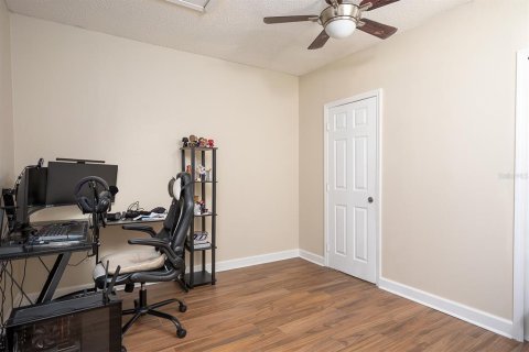 House in Kissimmee, Florida 4 bedrooms, 113.34 sq.m. № 1517943 - photo 16