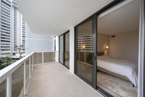 Condo in Miami Beach, Florida, 3 bedrooms  № 1842416 - photo 22