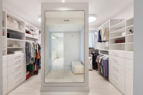 Condo in Miami Beach, Florida, 3 bedrooms  № 1842416 - photo 20