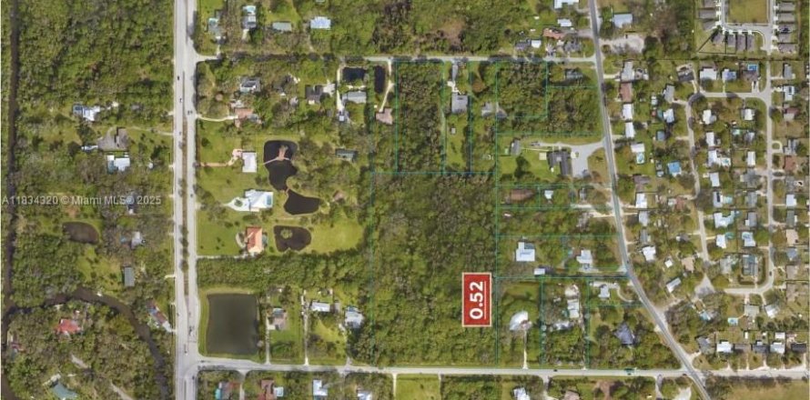 Terreno en St. Lucie, Florida № 1981698