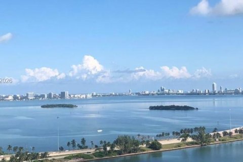 Кондоминиум с 1 спальней в Майами, Флорида № 2055836