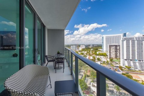 Купить кондоминиум в Майами, Флорида 1 спальня, 61.5м2, № 2055836 - фото 8