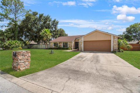 House in Orlando, Florida 3 bedrooms, 175.86 sq.m. № 2131887