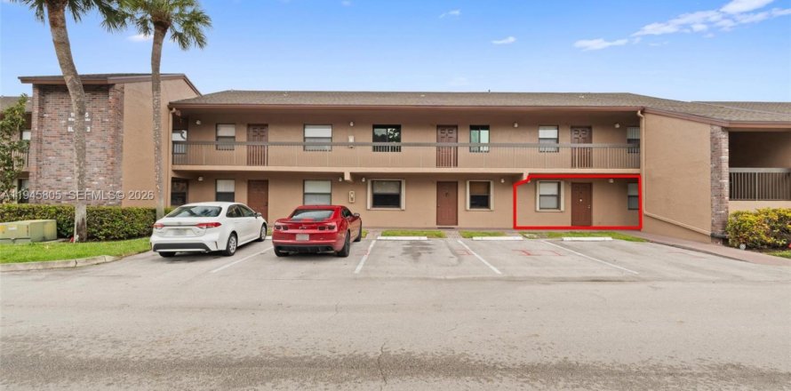 Condo in Sunrise, Florida, 2 bedrooms  № 2003025