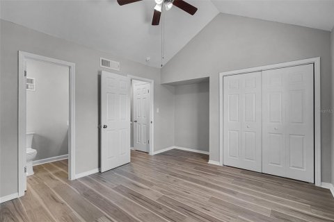 Condo in Apopka, Florida, 2 bedrooms  № 1915129 - photo 15