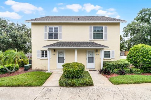 Condo in Apopka, Florida, 2 bedrooms  № 1915129 - photo 1