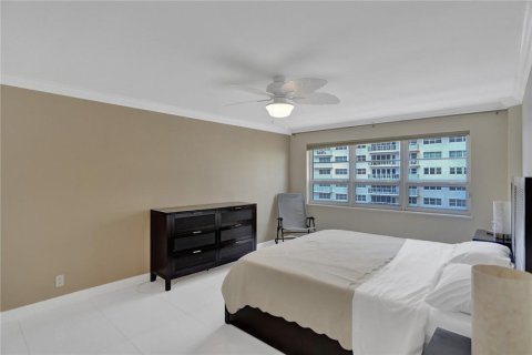 Copropriété à vendre à Pompano Beach, Floride: 2 chambres, 100.33 m2 № 2401907 - photo 15