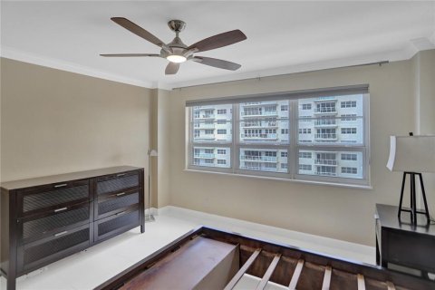 Copropriété à vendre à Pompano Beach, Floride: 2 chambres, 100.33 m2 № 2401907 - photo 21