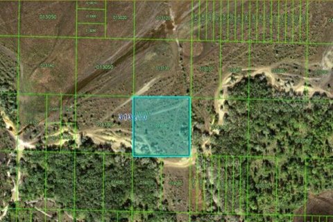 Terreno en Frostproof, Florida № 2143138