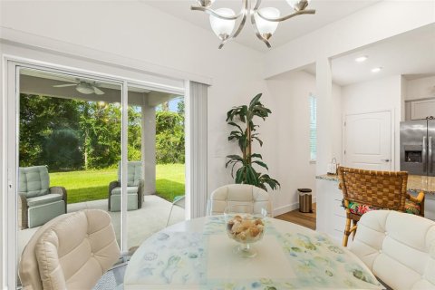 House in Palm Coast, Florida 3 bedrooms, 159.33 sq.m. № 2359358 - photo 10