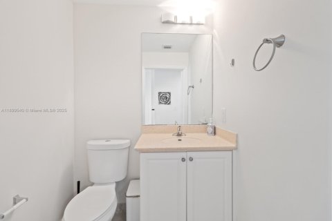 Condominio en venta en Aventura, Florida, 2 dormitorios, 127.28 m2 № 2015565 - foto 19