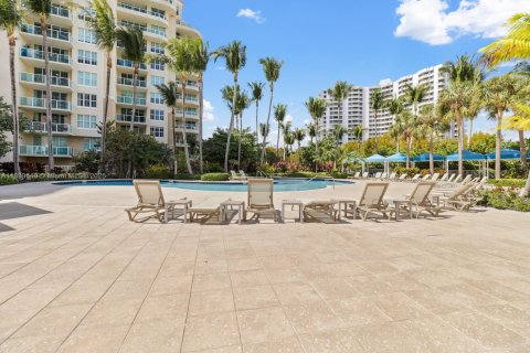 Condominio en venta en Aventura, Florida, 2 dormitorios, 127.28 m2 № 2015565 - foto 27
