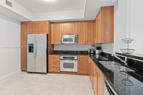 Condominio en venta en Aventura, Florida, 2 dormitorios, 127.28 m2 № 2015565 - foto 7