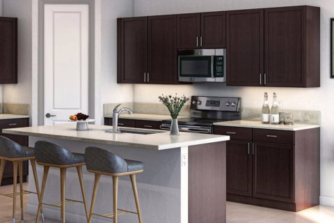 Townhouse in EVERLANDS in Palm Bay, Florida 4 bedrooms, 180 sq.m. № 67049 - photo 1
