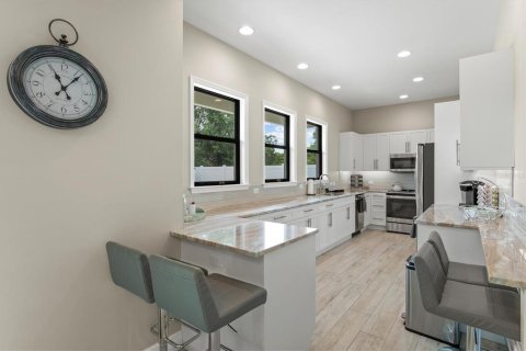 Casa en alquiler en Sarasota, Florida, 3 dormitorios, 193.24 m2 № 217571 - foto 16