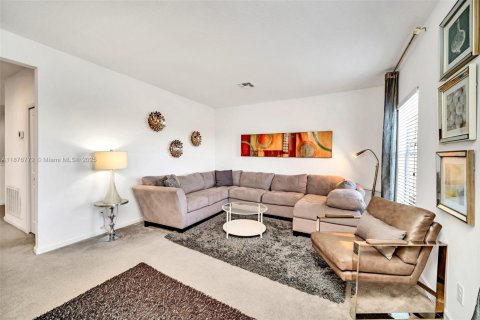 Купить виллу или дом в Киссимми, Флорида 6 спален, 315.4м2, № 1941818 - фото 28