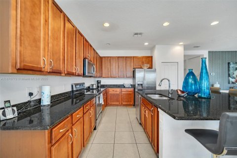 Купить виллу или дом в Киссимми, Флорида 6 спален, 315.4м2, № 1941818 - фото 13