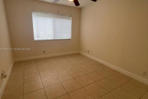 Apartamento en alquiler en Tamarac, Florida, 1 dormitorio, 64.57 m2 № 2011280 - foto 8