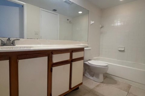 Apartamento en alquiler en Tamarac, Florida, 1 dormitorio, 64.57 m2 № 2011280 - foto 9