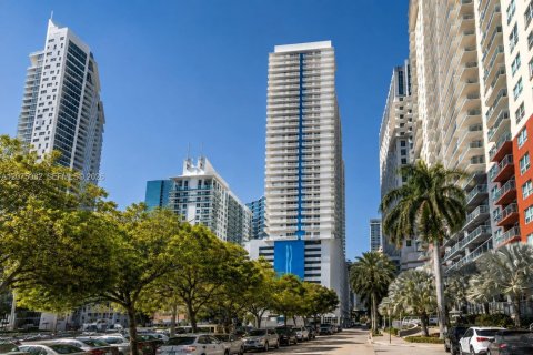 Copropriété à vendre à Miami, Floride: 1 chambre, 72.28 m2 № 2312234 - photo 15