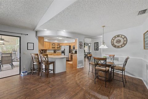 Villa ou maison à vendre à Valrico, Floride: 5 chambres, 261.15 m2 № 2149726 - photo 10