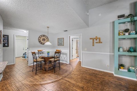Villa ou maison à vendre à Valrico, Floride: 5 chambres, 261.15 m2 № 2149726 - photo 13