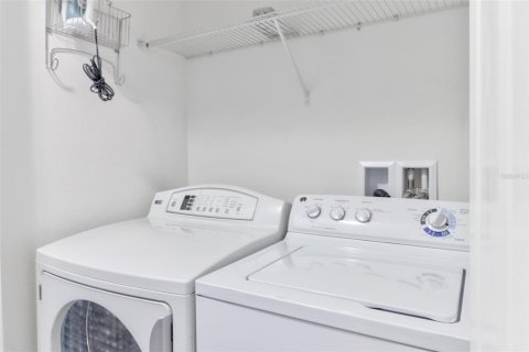 Touwnhouse à louer à Tampa, Floride: 3 chambres, 134.62 m2 № 2408243 - photo 19