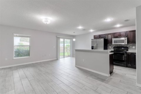 Touwnhouse à louer à Tampa, Floride: 3 chambres, 134.62 m2 № 2408243 - photo 24