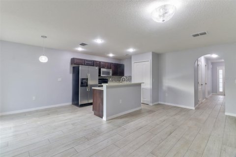 Touwnhouse à louer à Tampa, Floride: 3 chambres, 134.62 m2 № 2408243 - photo 25