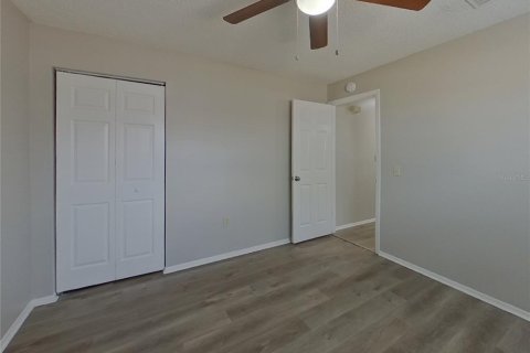 Villa ou maison à louer à Brandon, Floride: 3 chambres, 108.97 m2 № 2117715 - photo 9