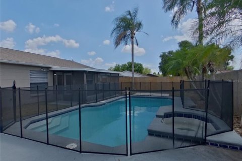 Villa ou maison à louer à Brandon, Floride: 3 chambres, 108.97 m2 № 2117715 - photo 15
