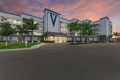 Condo in Punta Gorda, Florida, 2 bedrooms  № 1719914 - photo 5