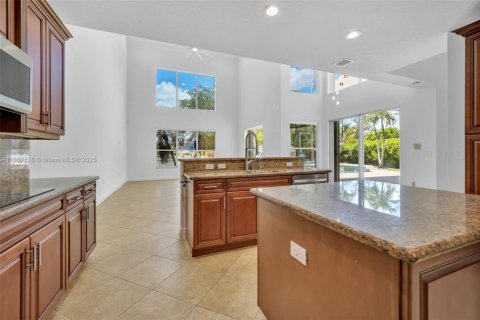 House in Miramar, Florida 5 bedrooms, 312.24 sq.m. № 1746104 - photo 21