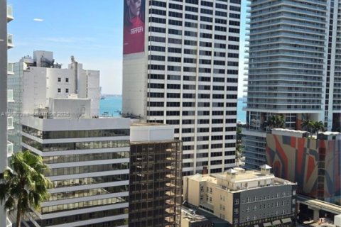 Copropriété à louer à Miami, Floride: 1 chambre, 39.02 m2 № 2068080 - photo 24