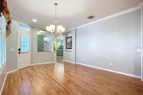 House in Fish Hawk, Florida 3 bedrooms, 169.83 sq.m. № 1913577 - photo 9