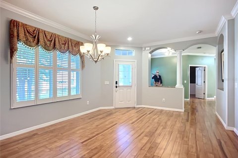 House in Fish Hawk, Florida 3 bedrooms, 169.83 sq.m. № 1913577 - photo 8