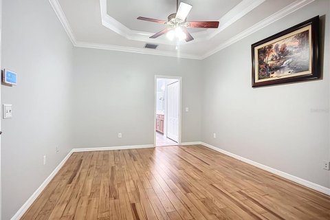 House in Fish Hawk, Florida 3 bedrooms, 169.83 sq.m. № 1913577 - photo 21